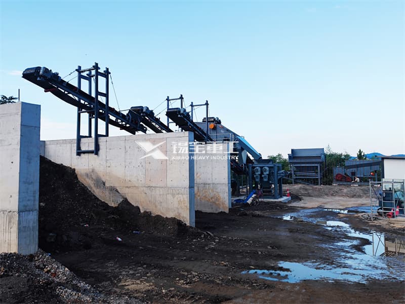 New Technologies for Reuse of Waste Asphalt Mixtures